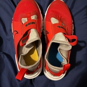 Nike Adults  Red and Silver Sneakers